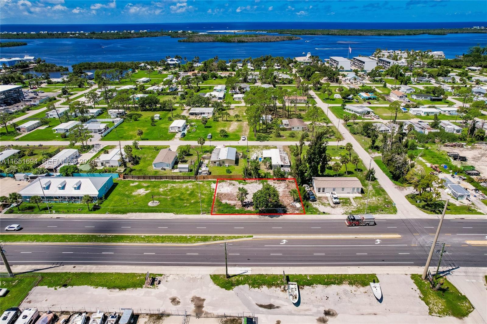 3220 Placida, FL 34224, Englewood