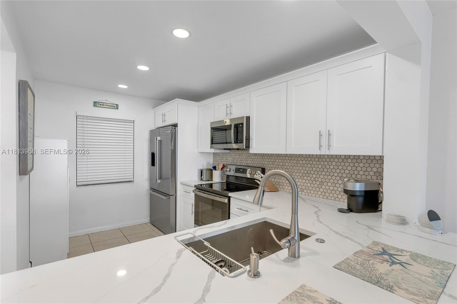 7370 S Ocean Drive 815B — photo 12