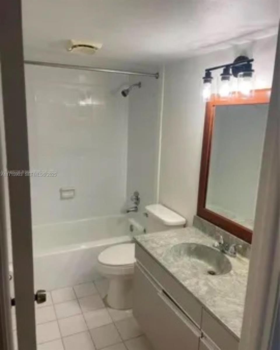 6700 Cypress Road 512 — photo 4