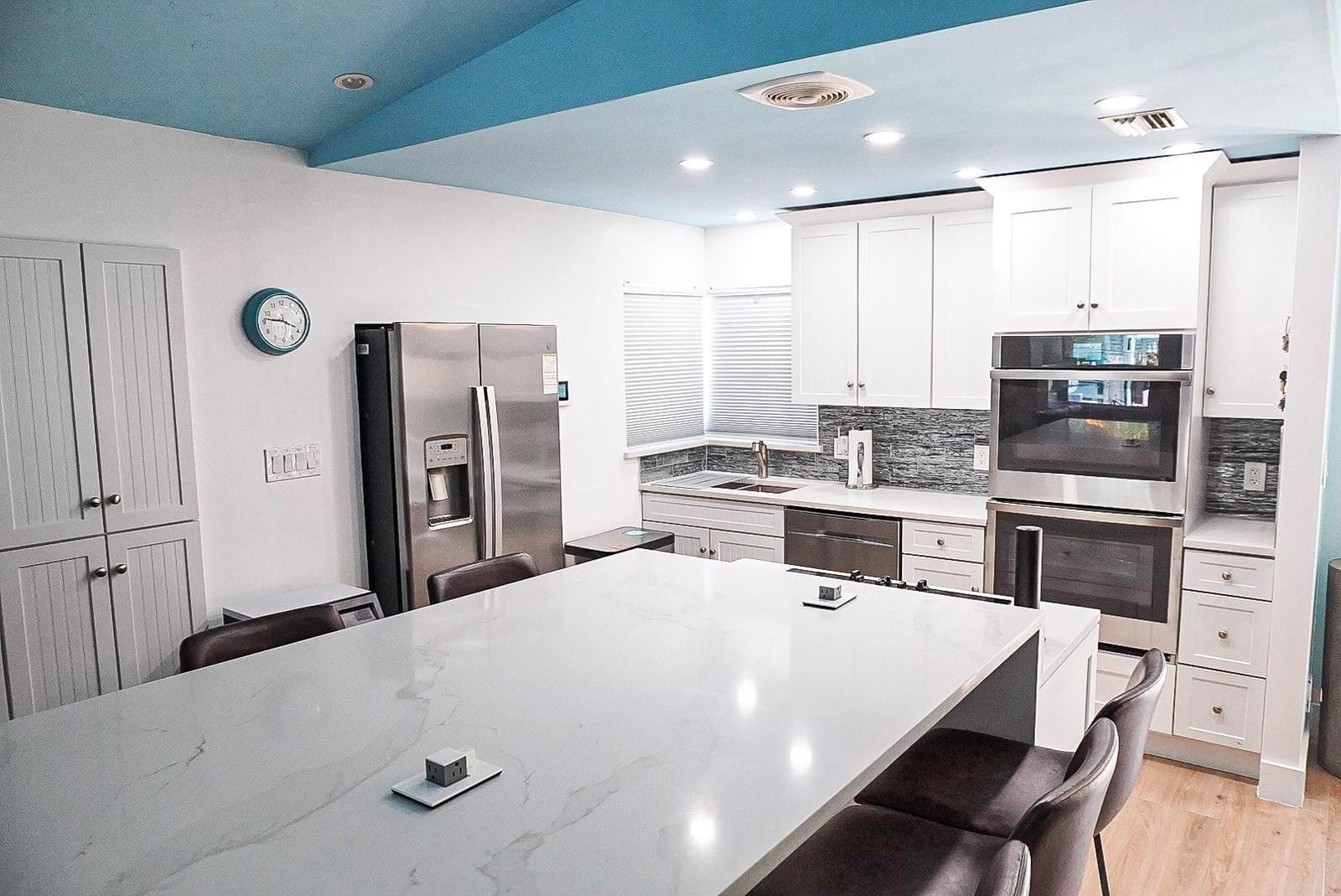 2506 NE 6th Avenue, Wilton Manors, FL 33305