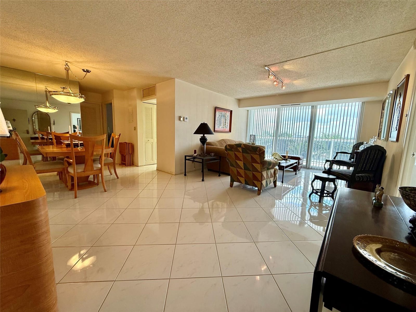 2841 N Ocean Boulevard 603 — photo 3