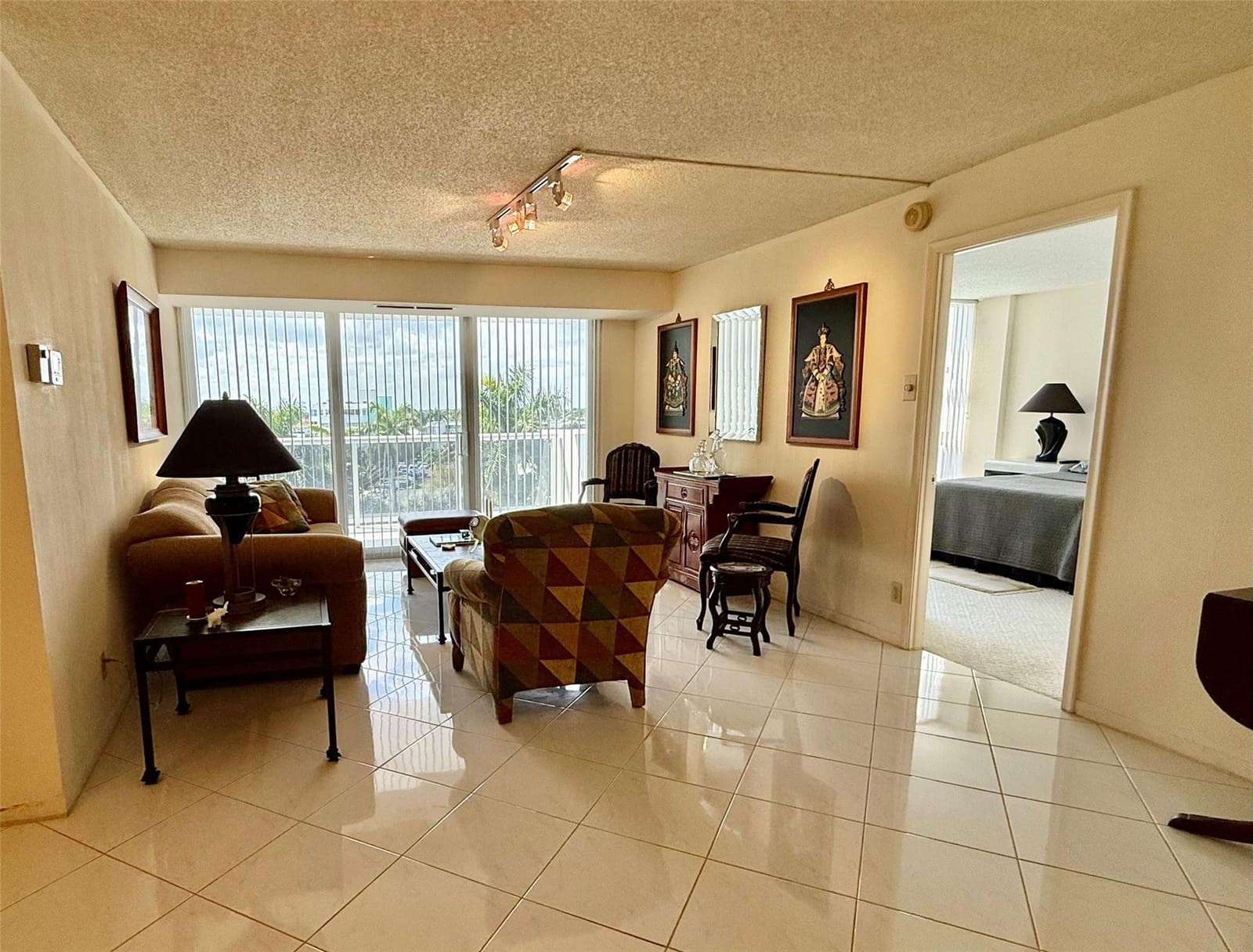 2841 N Ocean Boulevard 603 — photo 8