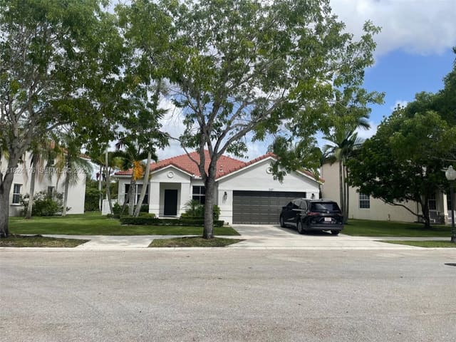 1087 Chenille Circle, sold in Sector 2-Parcels 9 & 10 1, Weston, FL