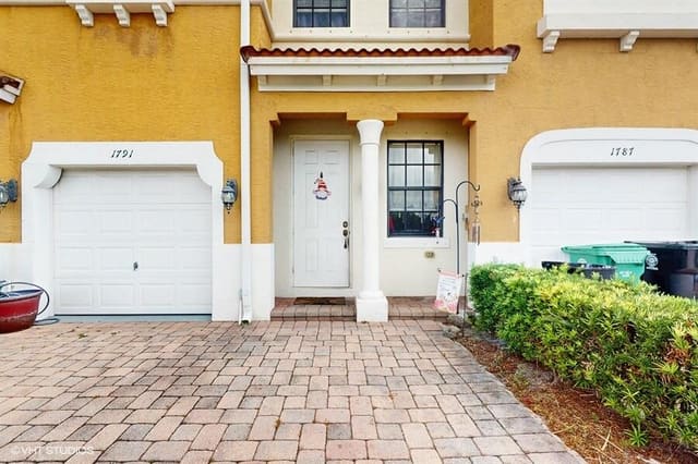 1791 SW Porta Nuova Terrace, sold in Portofino Court, Port St. Lucie, FL