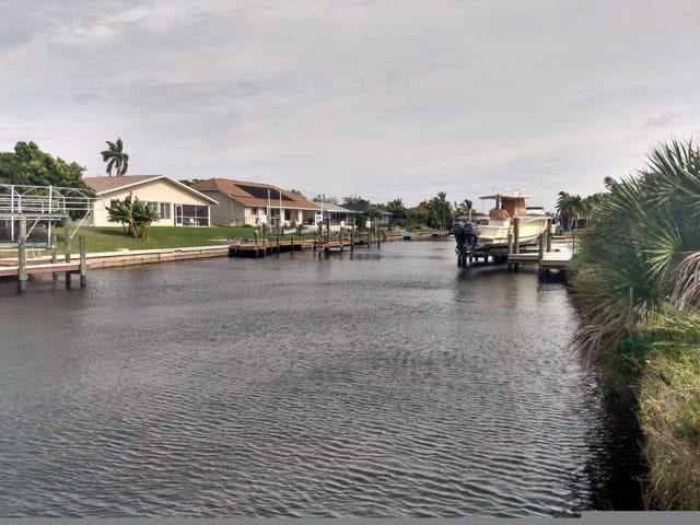 1727 SE 16th Street, Cape Coral, FL 33990