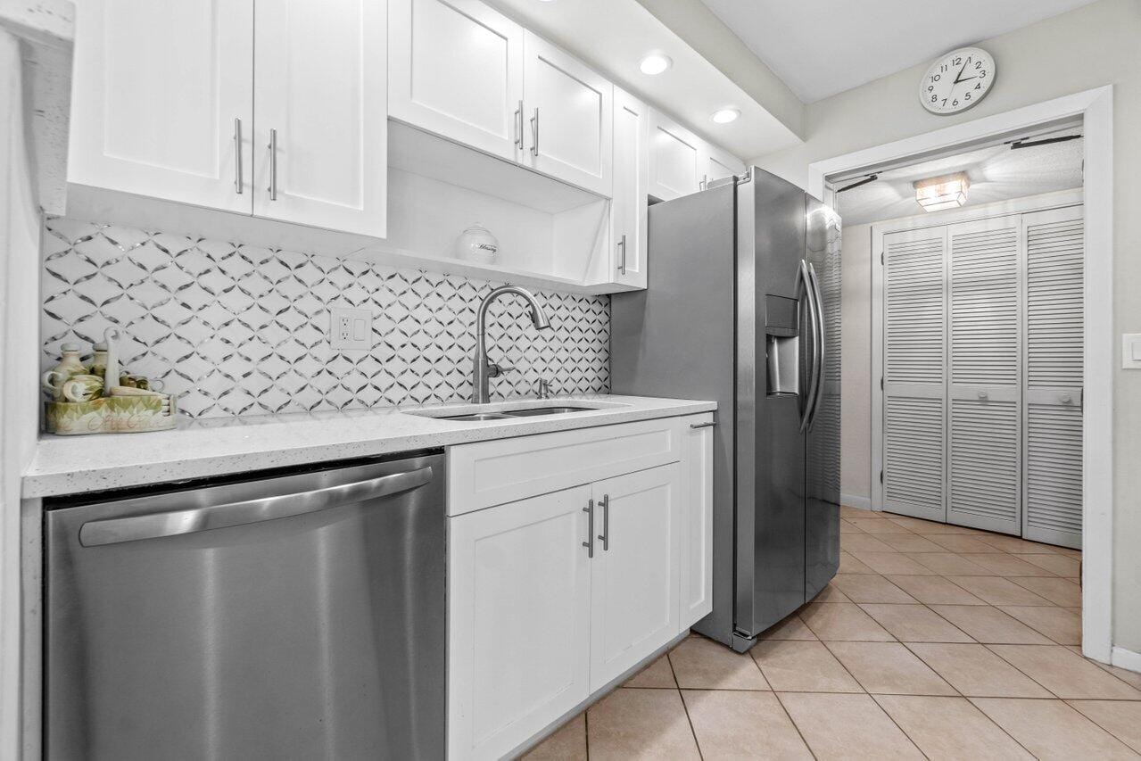 5440 N Ocean Drive 206, Singer Island, FL 33404 photo 12
