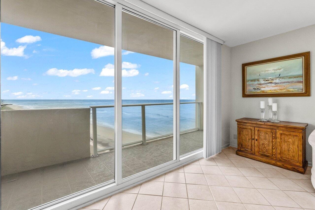 5440 N Ocean Drive 206, Singer Island, FL 33404 photo 3