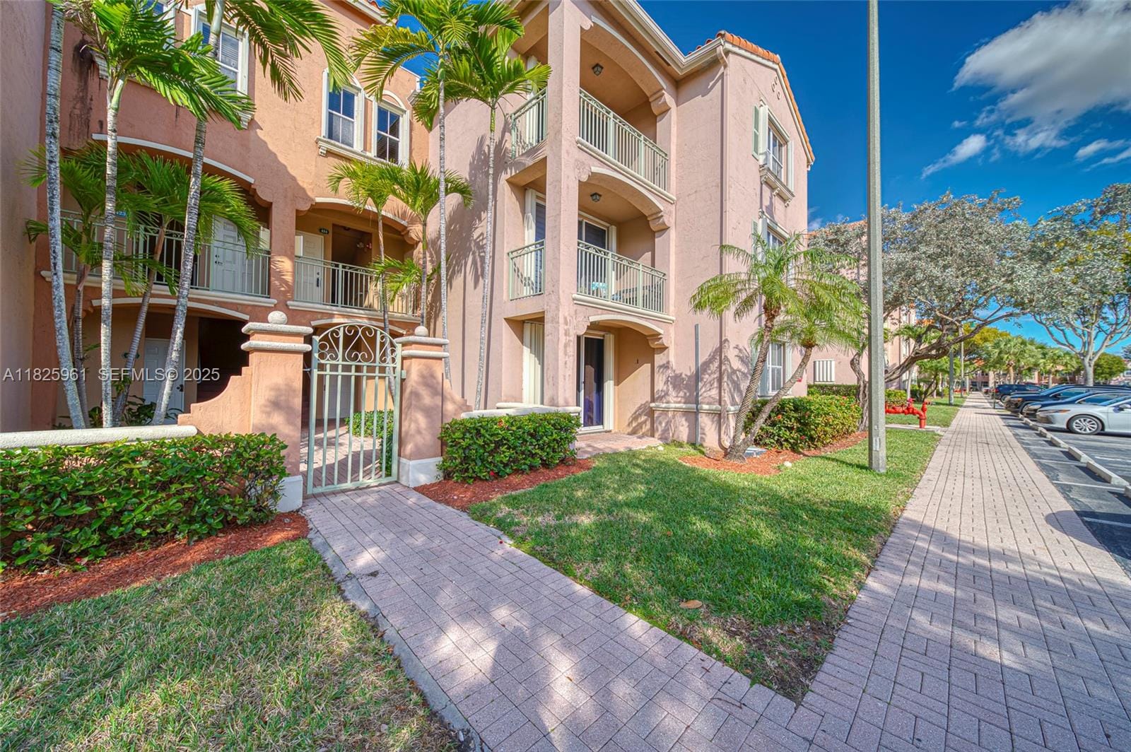 6440 NW 114th Avenue 434, Doral, FL 33178 photo 30