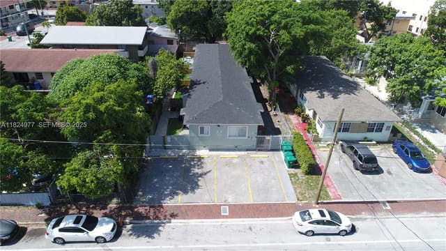 1514 SW 6th Street, Miami, FL 33135