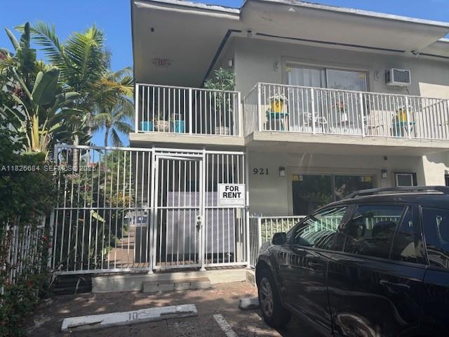 921 Meridian Avenue 2, Miami Beach, FL 33139, Miami Beach