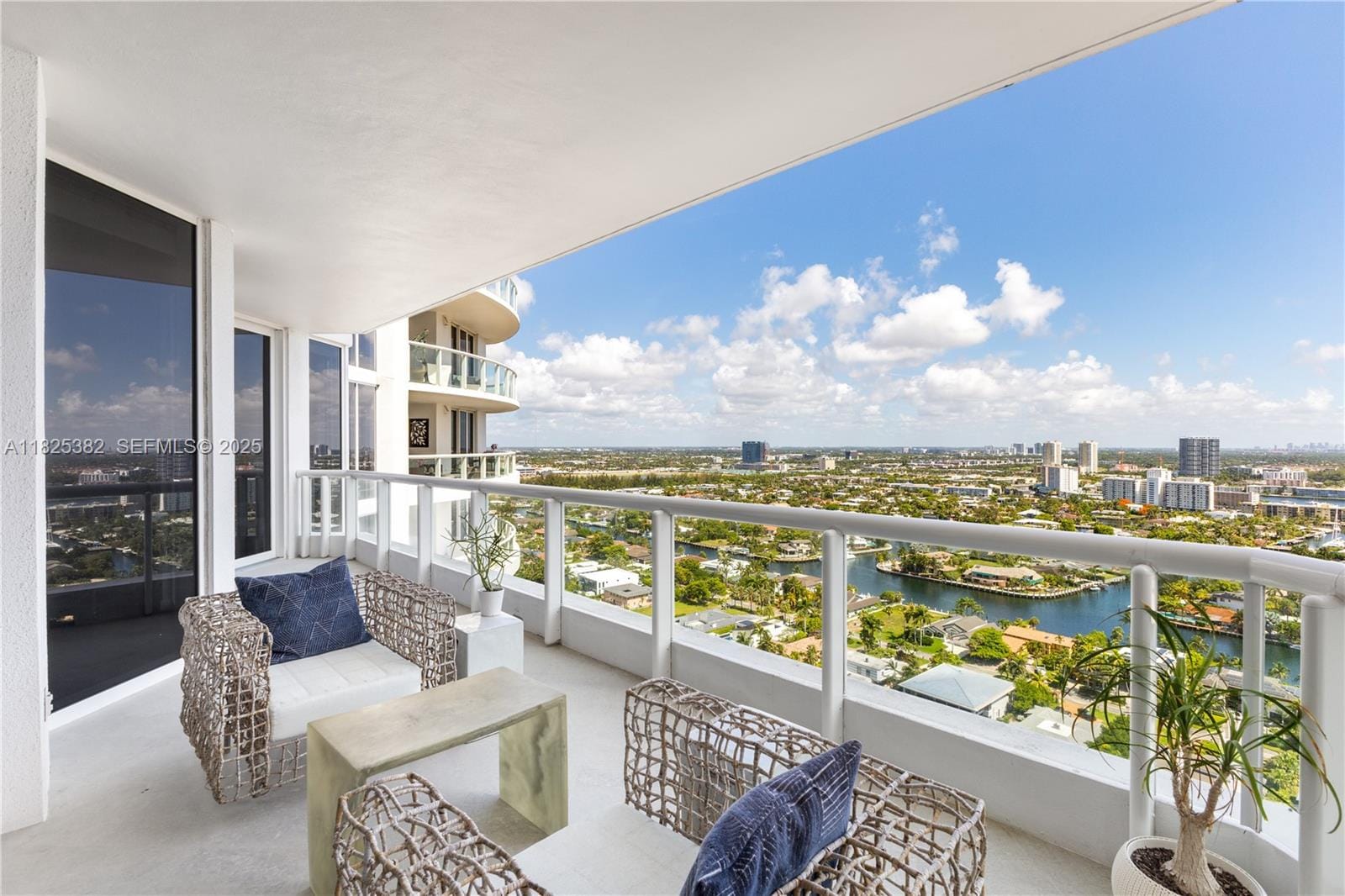 21200 Point Place 2602, Aventura, FL 33180 photo 7
