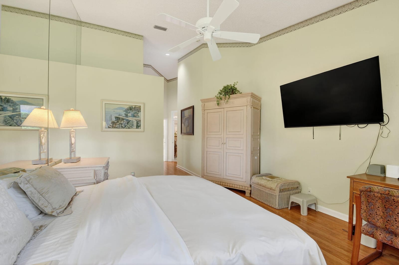 4553 Carlton Golf Drive, Lake Worth, FL 33449 photo 19