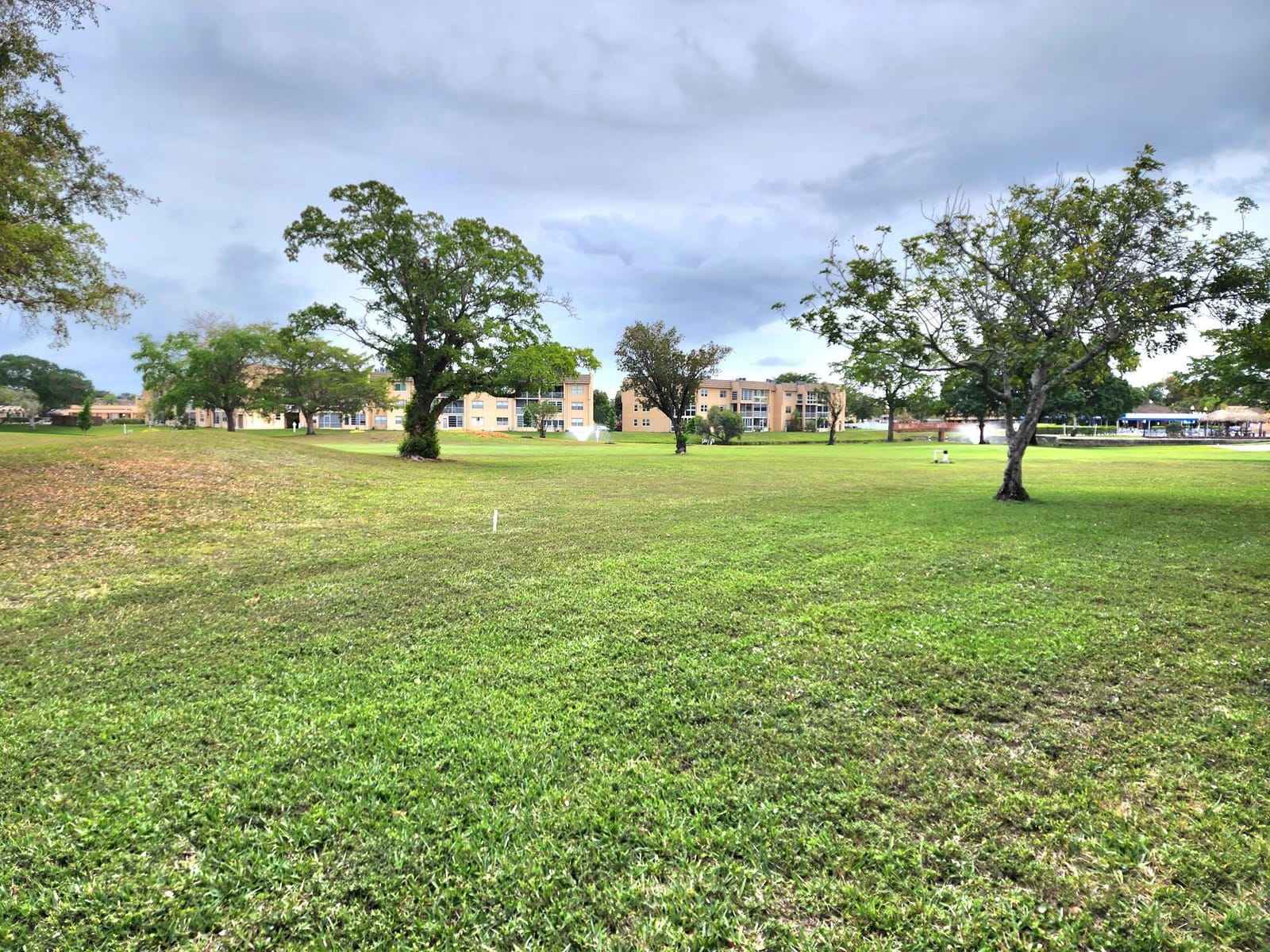 9521 Sunrise Lakes Boulevard 103, Sunrise, FL 33322