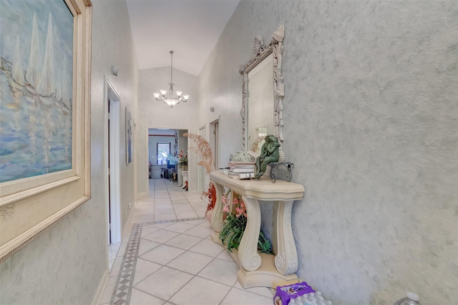305 S Riverside Drive — photo 12