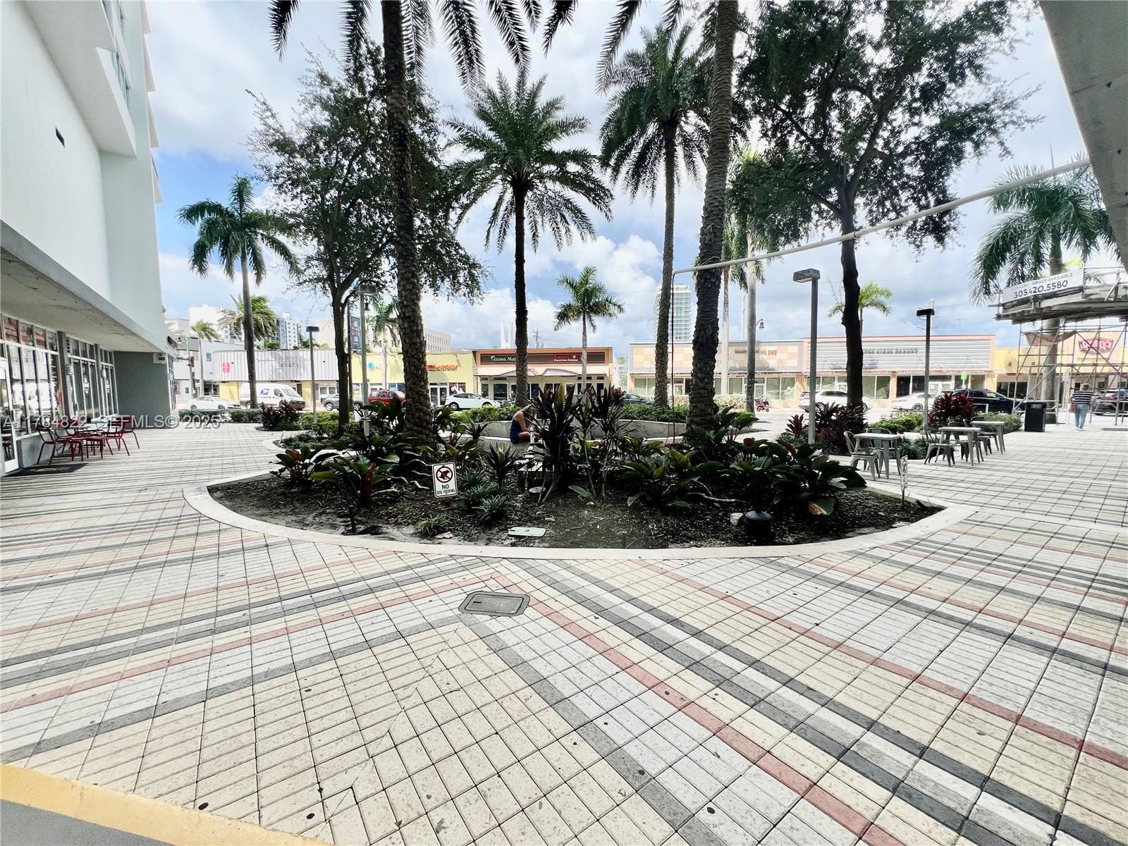 7135 Collins Avenue 621 — photo 8