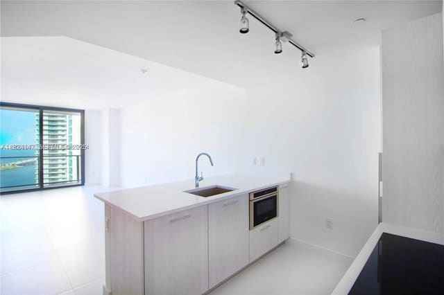 501 NE 31st Street 2005, sold in Paraiso Bayviews Condo, Miami, FL