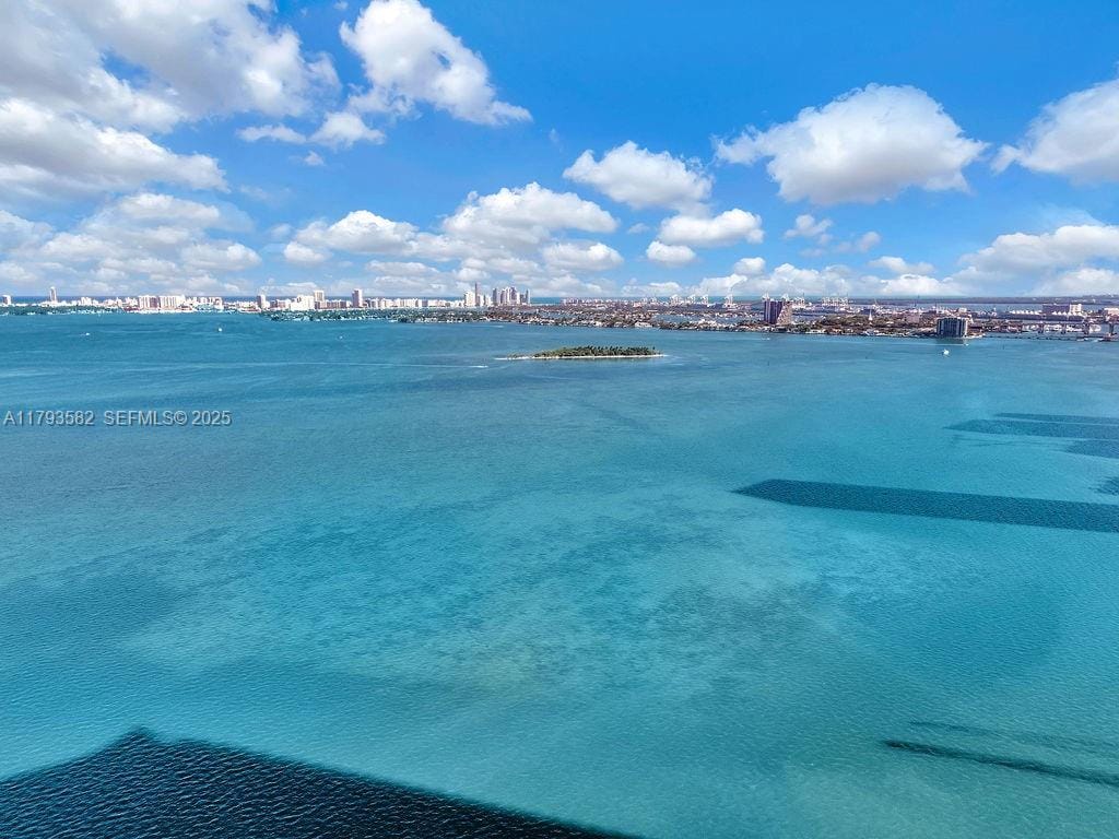 650 NE 32nd Street 1004, Miami, FL 33137 photo 2