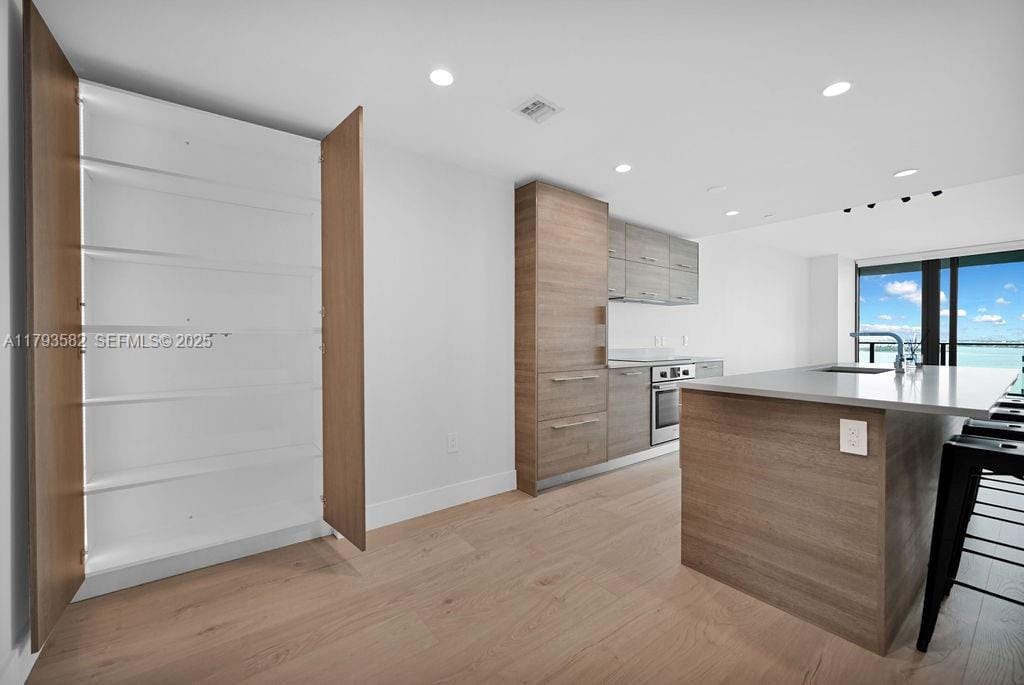 650 NE 32nd Street 1004, Miami, FL 33137 photo 21