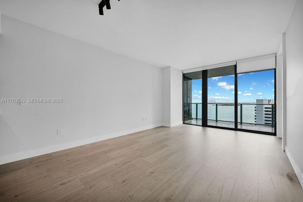650 NE 32nd Street 1004, Miami, FL 33137 photo 30