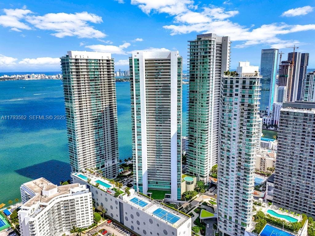 650 NE 32nd Street 1004, Miami, FL 33137 photo 6