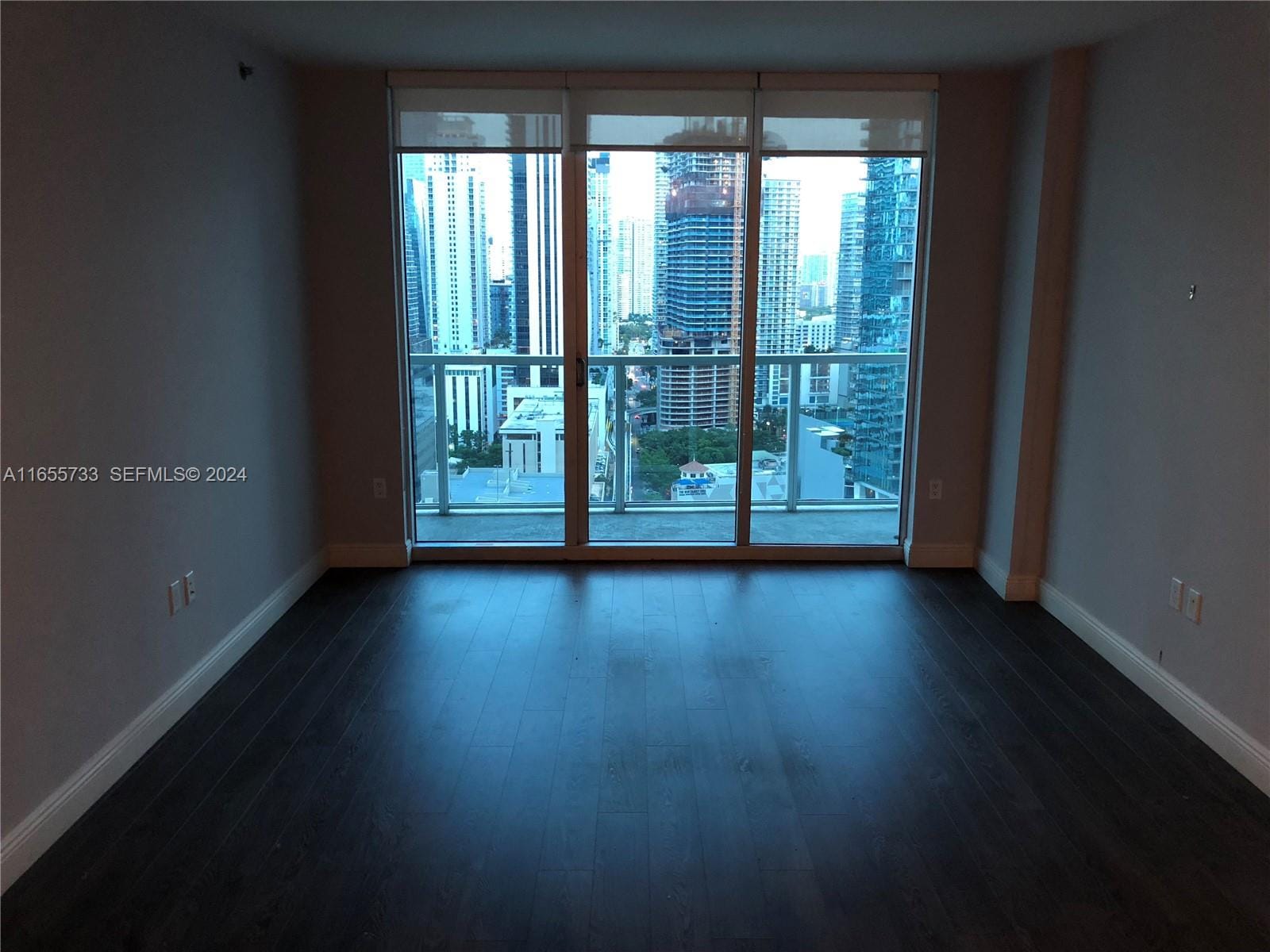 55 SE 6th Street 2904, Miami, FL 33131 photo 2
