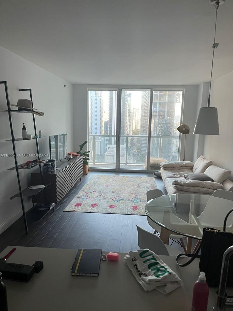 55 SE 6th Street 2904, Miami, FL 33131 photo 5
