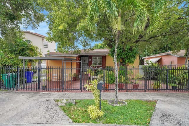 415 Flagami Boulevard, Miami, FL 33144