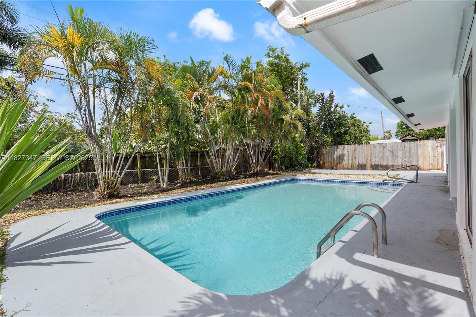 410 NE 58th Court, Oakland Park, FL 33334 photo 23