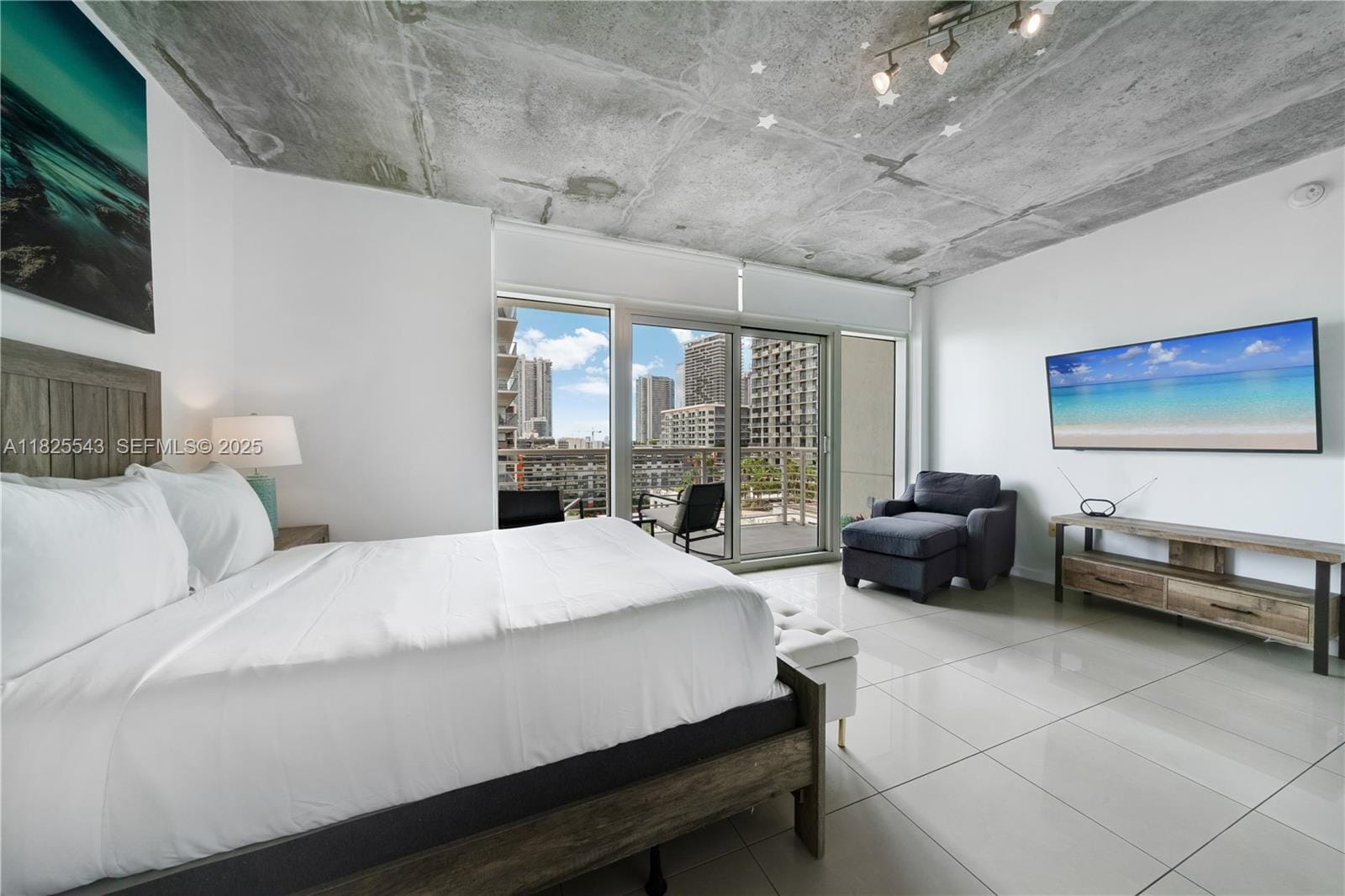 3250 NE 1st Avenue 1016, Miami, FL 33137 photo 14