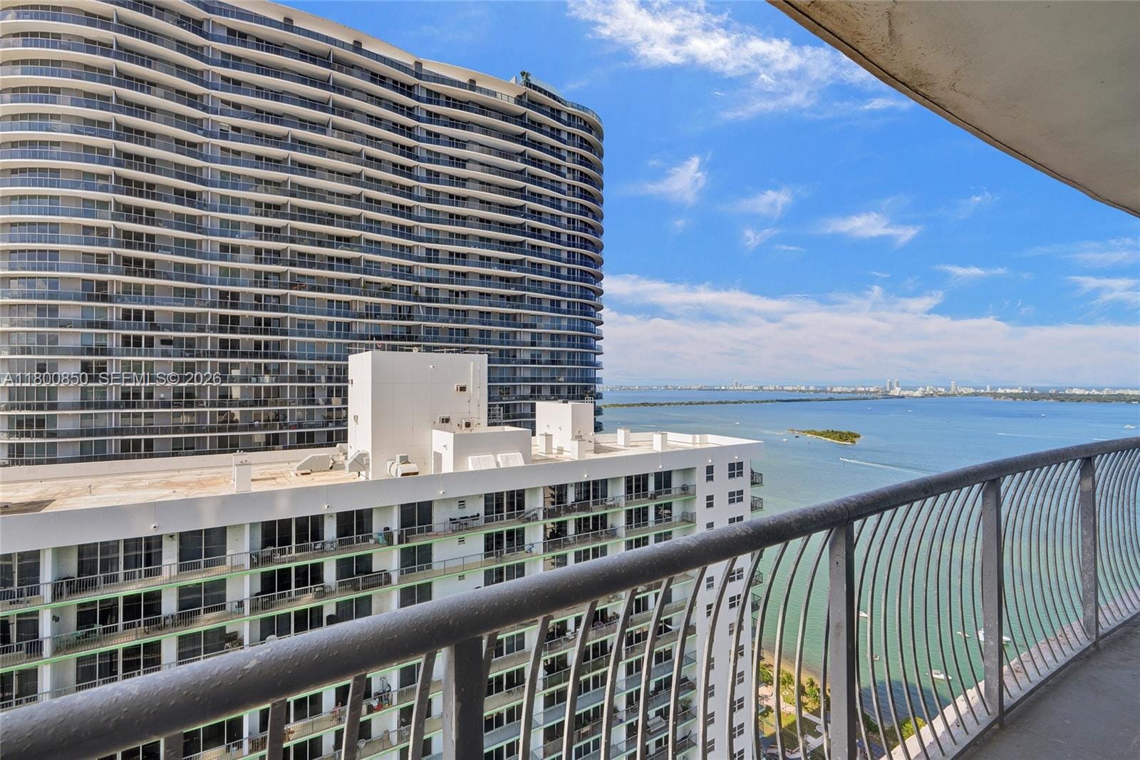 1750 N Bayshore Drive 4007 — photo 3