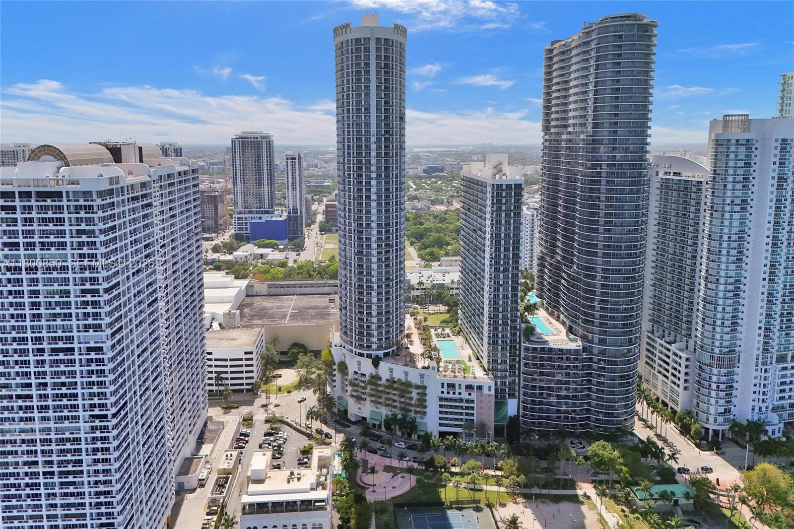1750 N Bayshore Drive 4007, Miami, FL 33132 photo 22