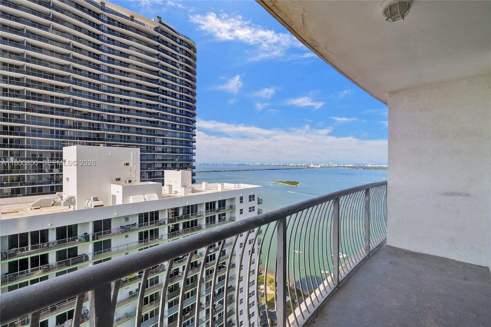 1750 N Bayshore Drive 4007, Miami, FL 33132, Miami
