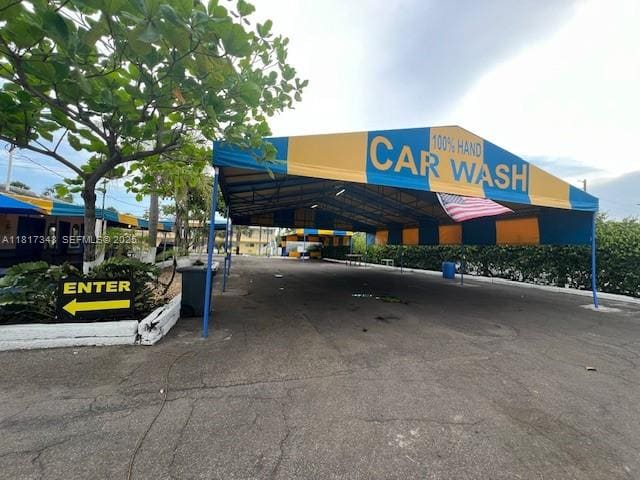 1700 E Commercial Boulevard, Fort Lauderdale, FL 33334