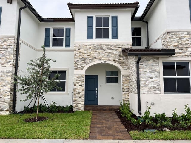 2329 NW 122nd Terrace ., Miami, FL 33167