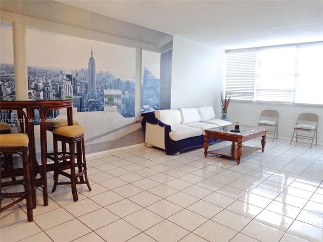1301 NE Miami Gardens Drive 621W, Miami, FL 33179
