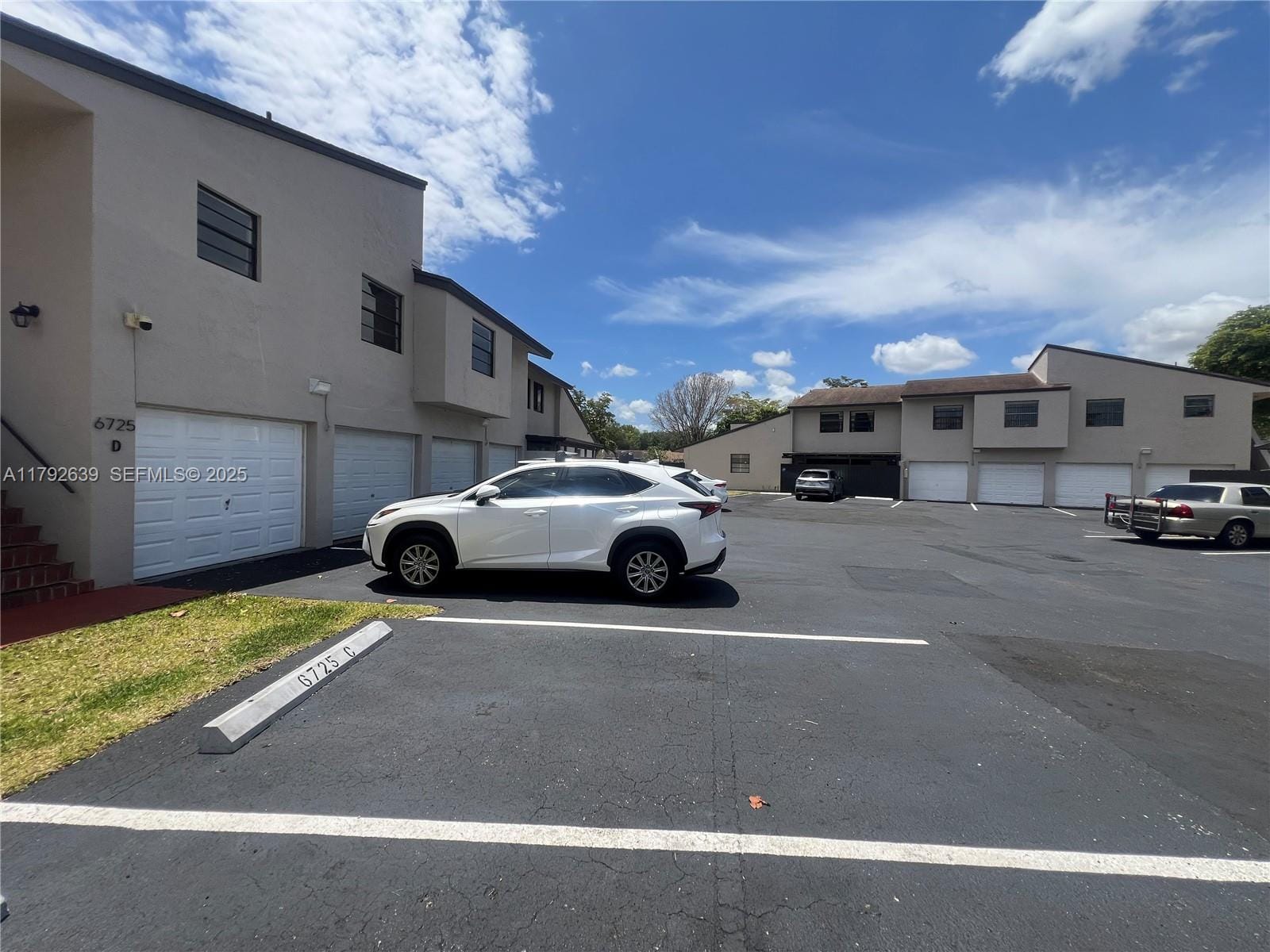 6725 SW 137th Court 14D — photo 4