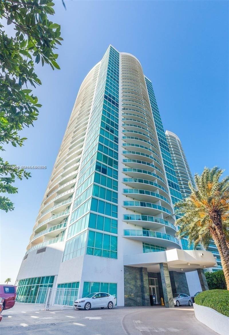 2101 Brickell Avenue 1803, Miami, FL 33129