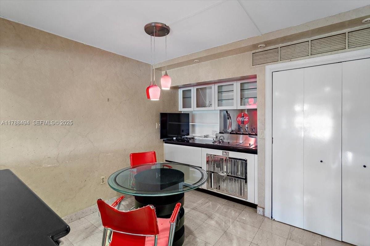 2808 N 46th Avenue E650, Hollywood, FL 33021 photo 9