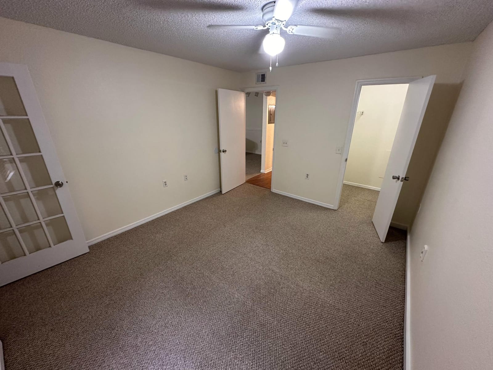 1401 Village Boulevard 1914 — photo 12