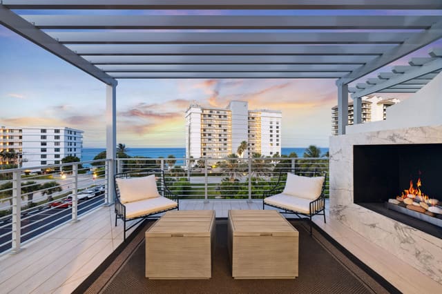 461 Venus Drive 1, sold in Seaside, Stuart, FL