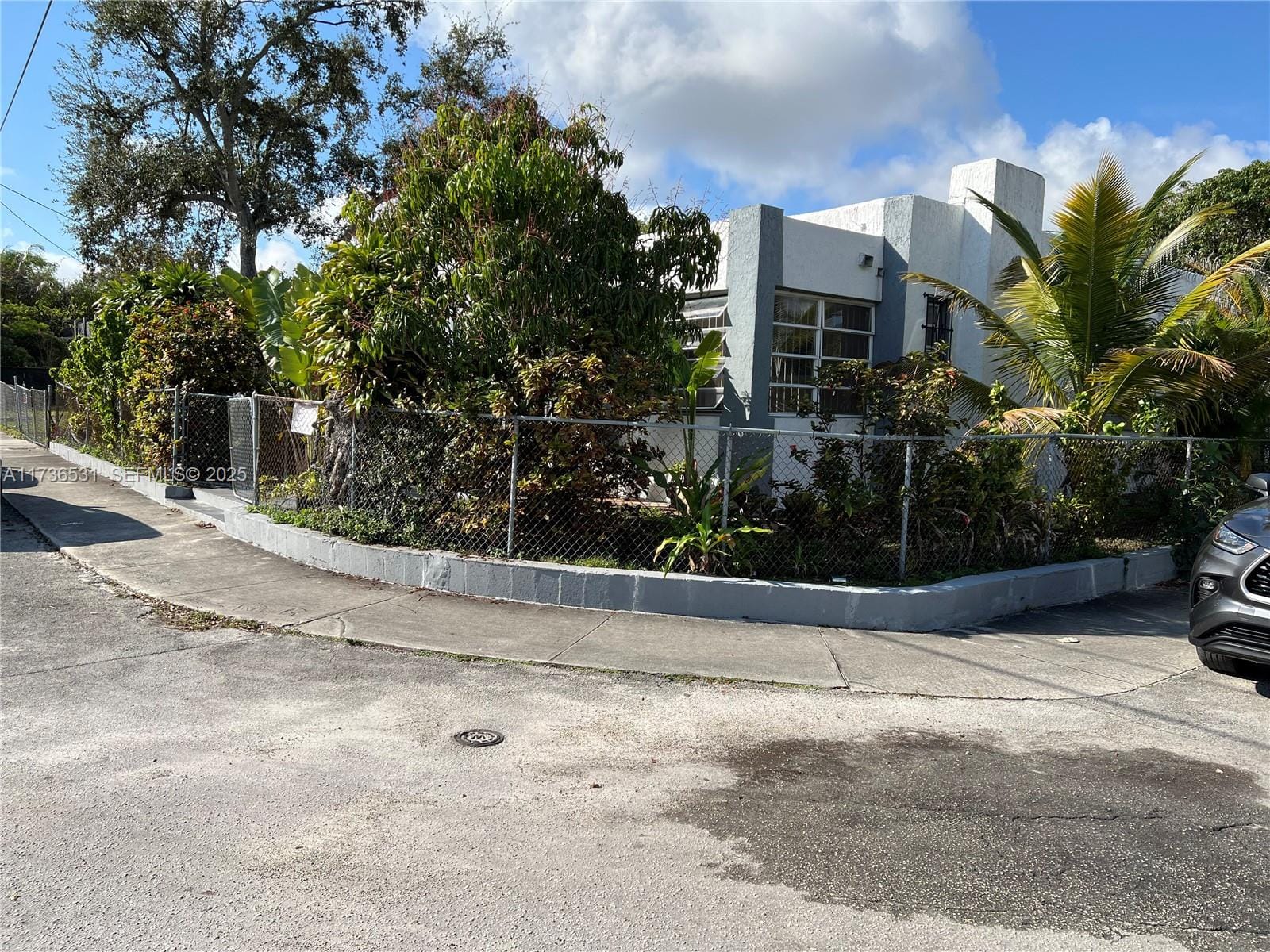 6730 NE Miami Place — photo 4