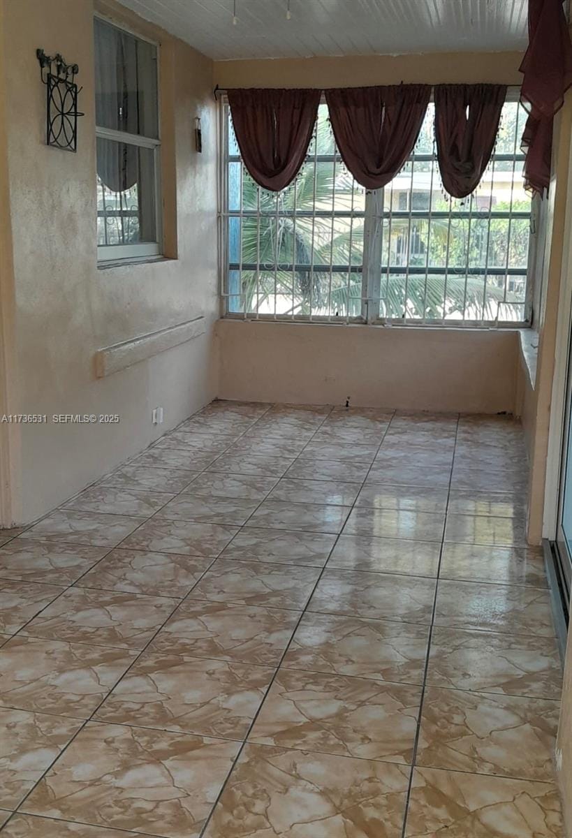 6730 NE Miami Place — photo 6