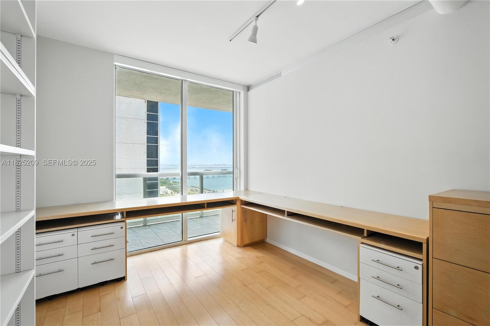 50 Biscayne Boulevard 3002, Miami, FL 33132 photo 15