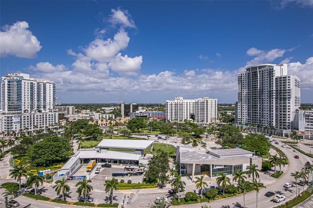 1720 Harrison Street 14E, sold in Home Tower Condo, Hollywood, FL