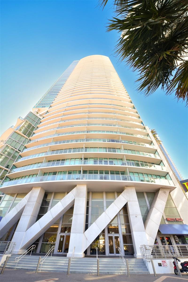 888 Biscayne Boulevard 2511, Miami, FL 33132 photo 22