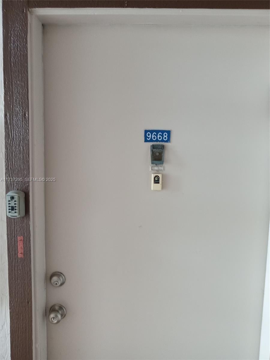 9668 S Belfort Circle 101 — photo 7