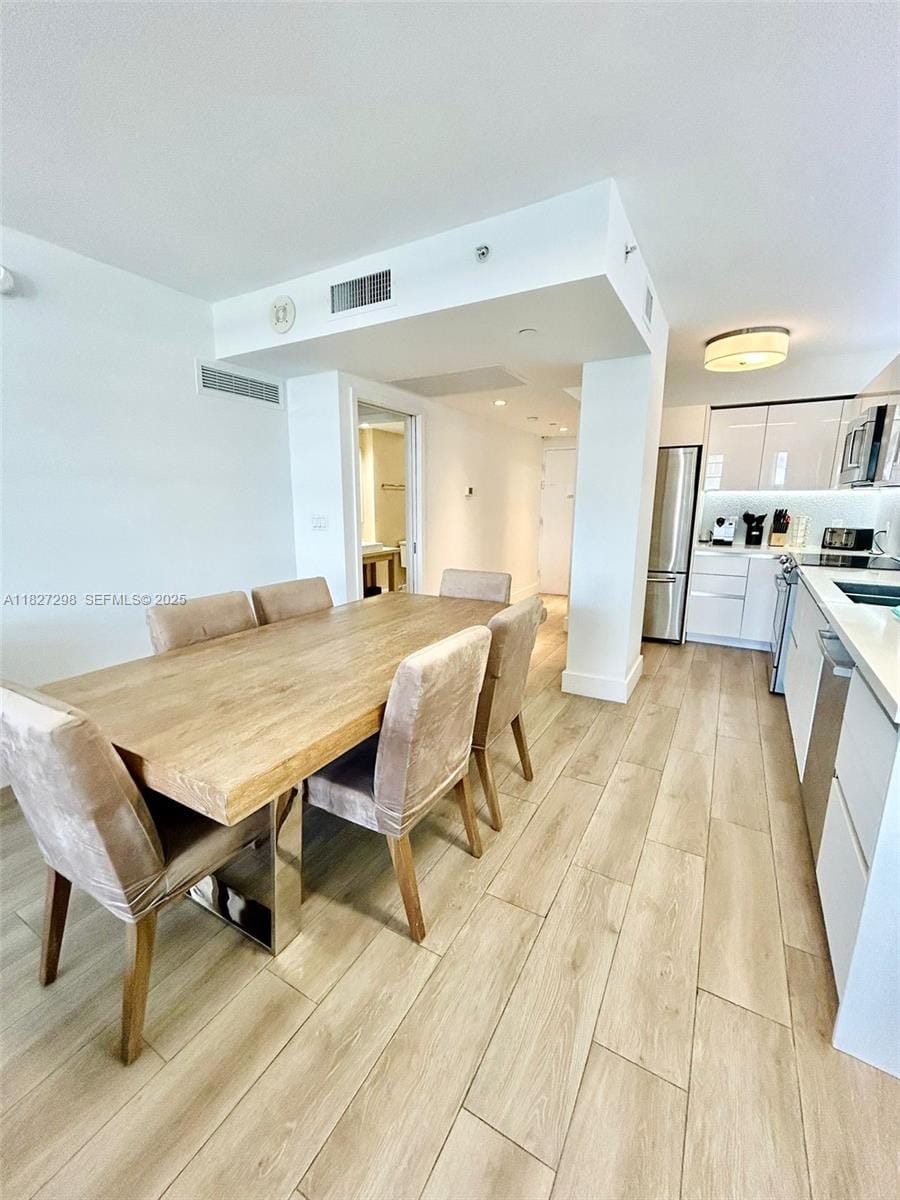 100 Lincoln Road 1429 — photo 3