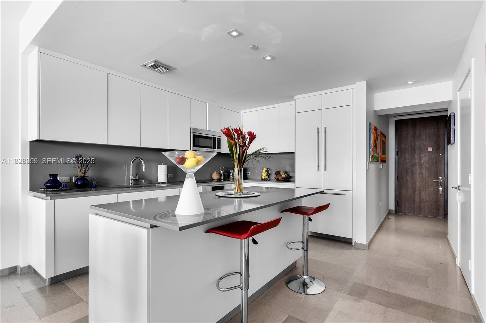 88 SW 7th Street 1008, Miami, FL 33130 photo 13