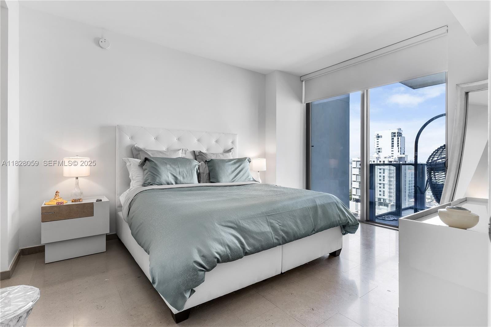 88 SW 7th Street 1008, Miami, FL 33130 photo 14