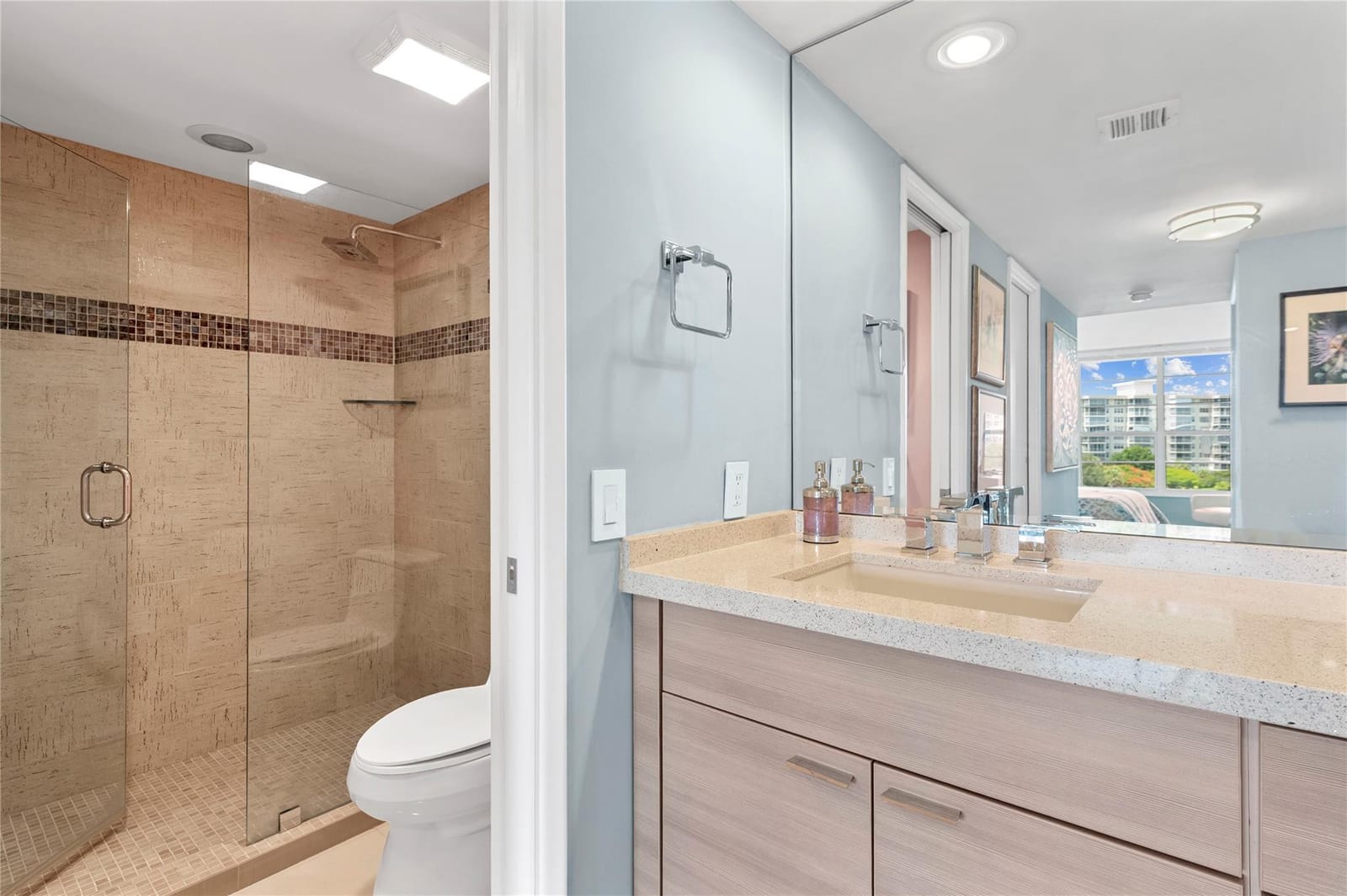 555 Oaks Lane 504, Pompano Beach, FL 33069 photo 14
